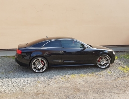 Audi A5 s autofóliemi LLumar ATR15,20CH