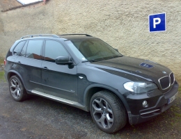 BMW X5 - bezpecnostni a protislunecni autofolie Llumar bezp.300µm+ATR5,15