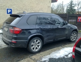 BMW X5 - protislunecni autofolie Llumar AT35GR+orig.sunset