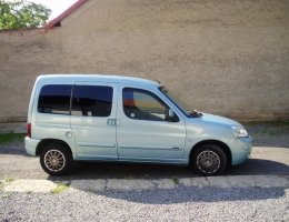 Citroen Berlingo - protislunecni autofolie Llumar AT5