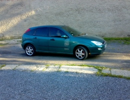 Ford Focus - protislunecni autofolie AT15