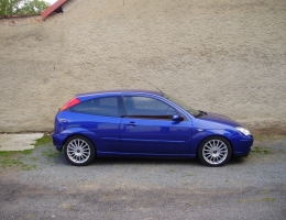 Ford Focus - protislunecni autofolie Llumar AT50,35