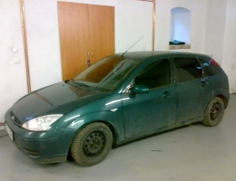 Ford Focus - protislunecni autofolie Llumar AT5,15