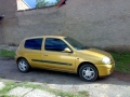 Renault-Clio-instalace-protislunecni-autofolie-Llumar-1