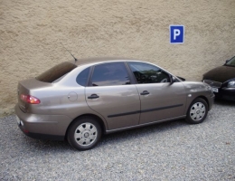 Seat Cordoba instalace protislunecni autofolie Llumar AT15,35