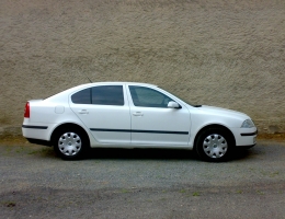 Skoda Octavia 2 combi instalace protislunecni a bezpecnostni autofolie Llumar bezpec+AT15,70
