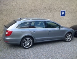 Skoda Superb bezpecnostni autofolie Llumar 200um