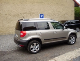 Skoda Yeti instalace protislunecni autofolie Llumar ATR15