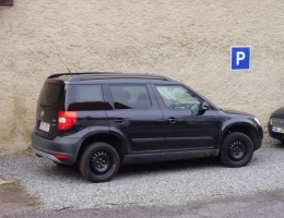 Skoda Yeti instalace protislunecni autofolie Llumar ATR15GR