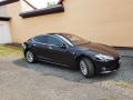 Tesla S s autofóliemi LLumar ATR15CH